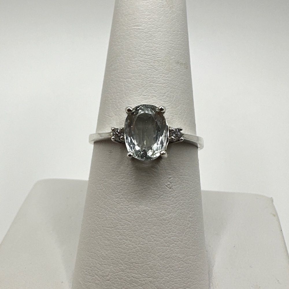 NWOT Light 6x8mm Aquamarine with accent Cz diamonds in sterling‎ silver ring!